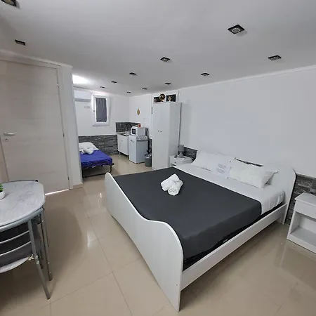 Il Quadrifoglio House Airport Gasthuis 3*
